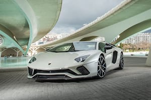 Lamborghini Aventador S Review: The Dramatic Bull Gets Better